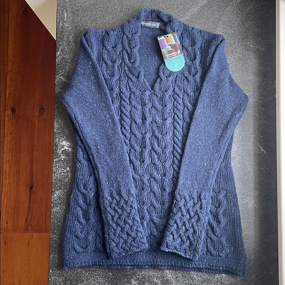 NWT IrelandsEye Cable V-Neck Sweater Size Women’s XL Rich Navy Blue Wool Irish